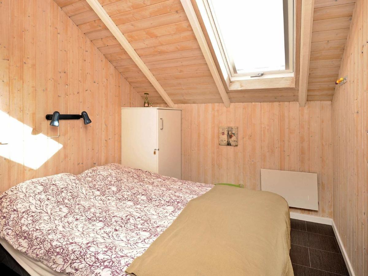 8 Person Holiday Home In Hejls 部屋 写真